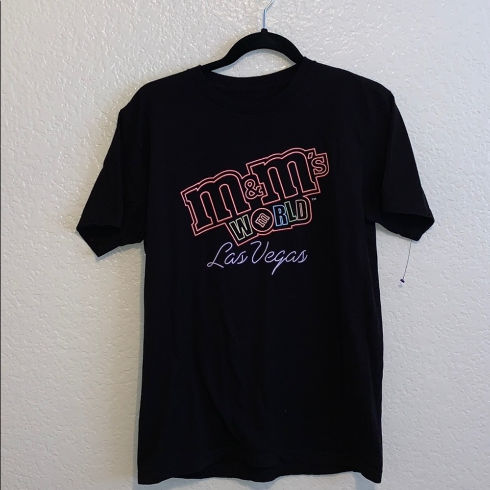 NWOT unisex m and m world Las Vegas shirt tee